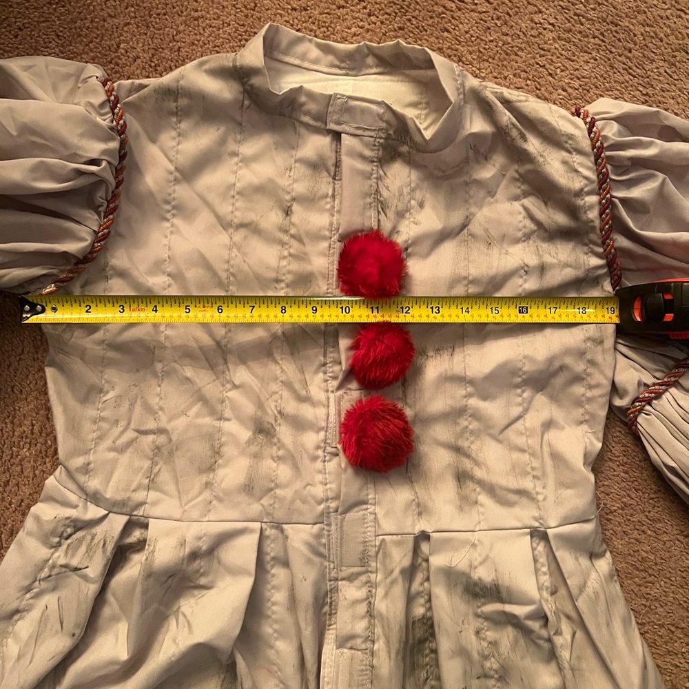 Adult Pennywise Costume in Silver and Red - Picture 13 of 16